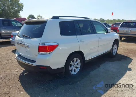 2012 Toyota Highlander Se V6 z USA, uszkodzony, nr VIN 5TDBK3EHXCS118948